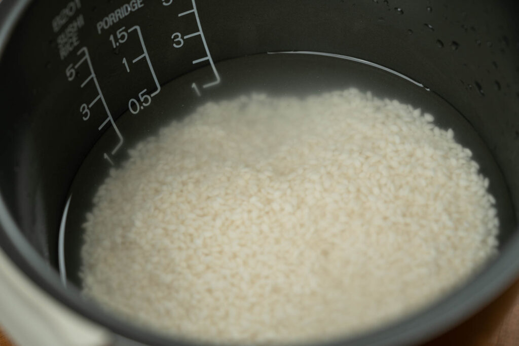washing rice
