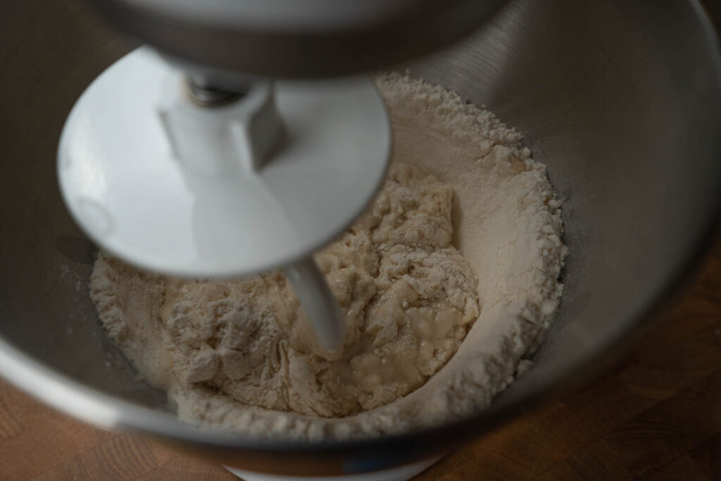 Kitchen Princess Bamboo: Tangzhong - adding liquids