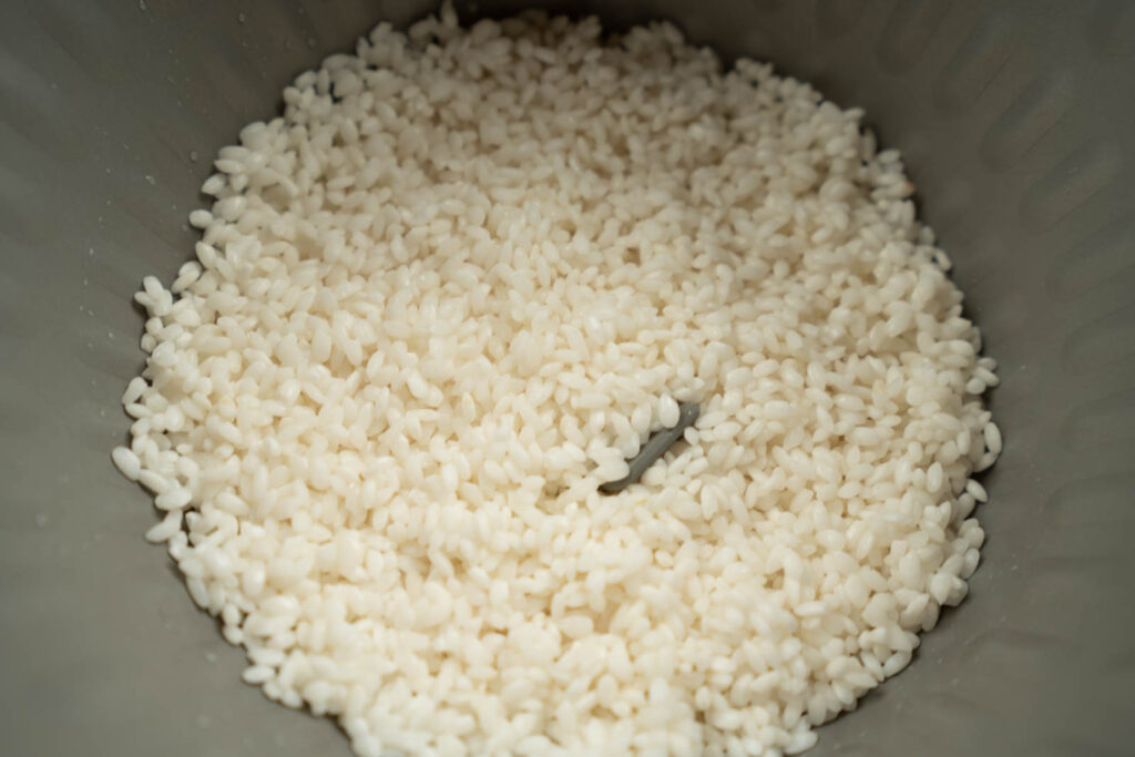 Soaked rice in machine
