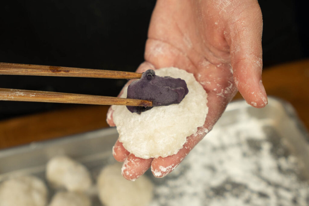 assembling daifuku mochi