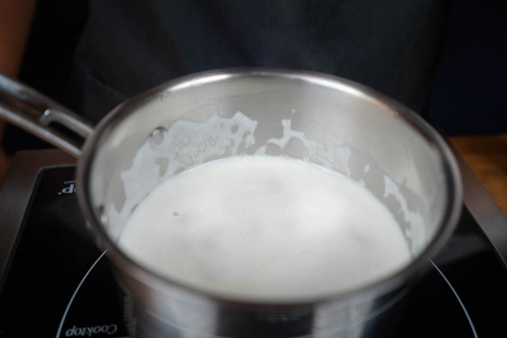 clarified butter: milk solids separating