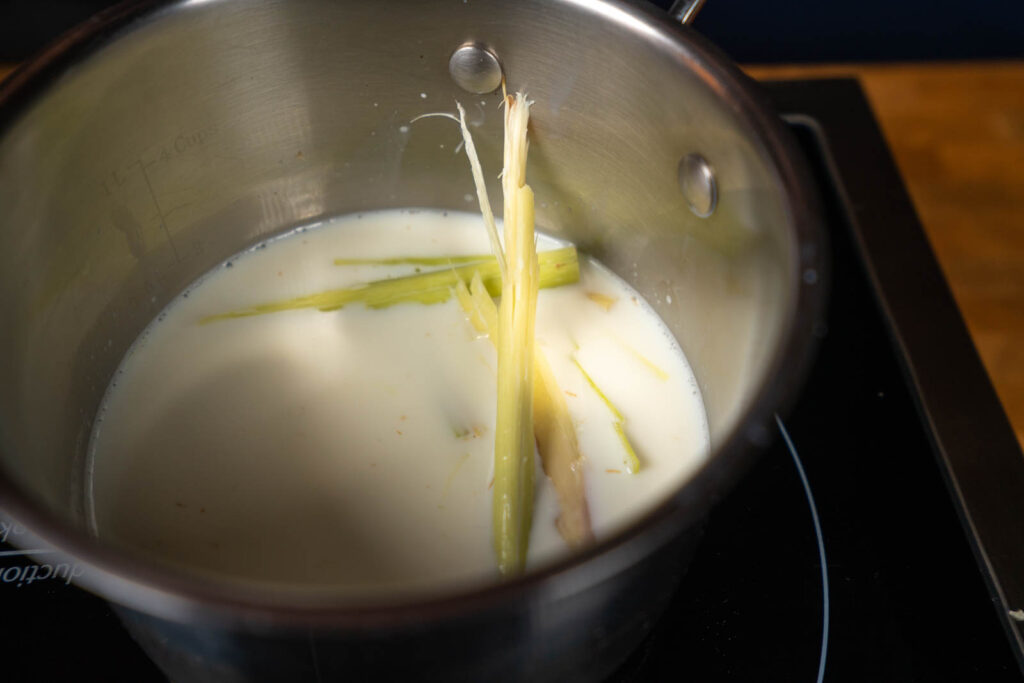 make lemongrass milk